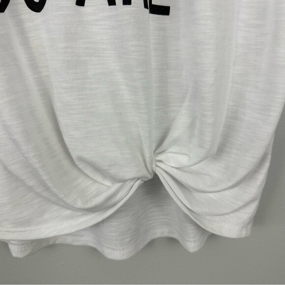 Buckle Be The Person Your Dog Thinks You Are Graphic Tee NWT Size Small - Picture 9 of 12